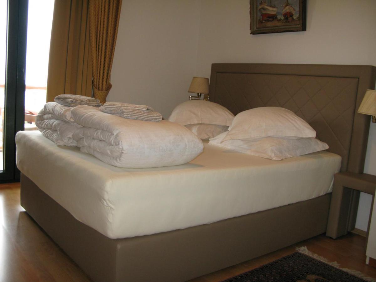 Bed And Breakfast Villa Iris มอชเชนิชกา ดรากา ภายนอก รูปภาพ